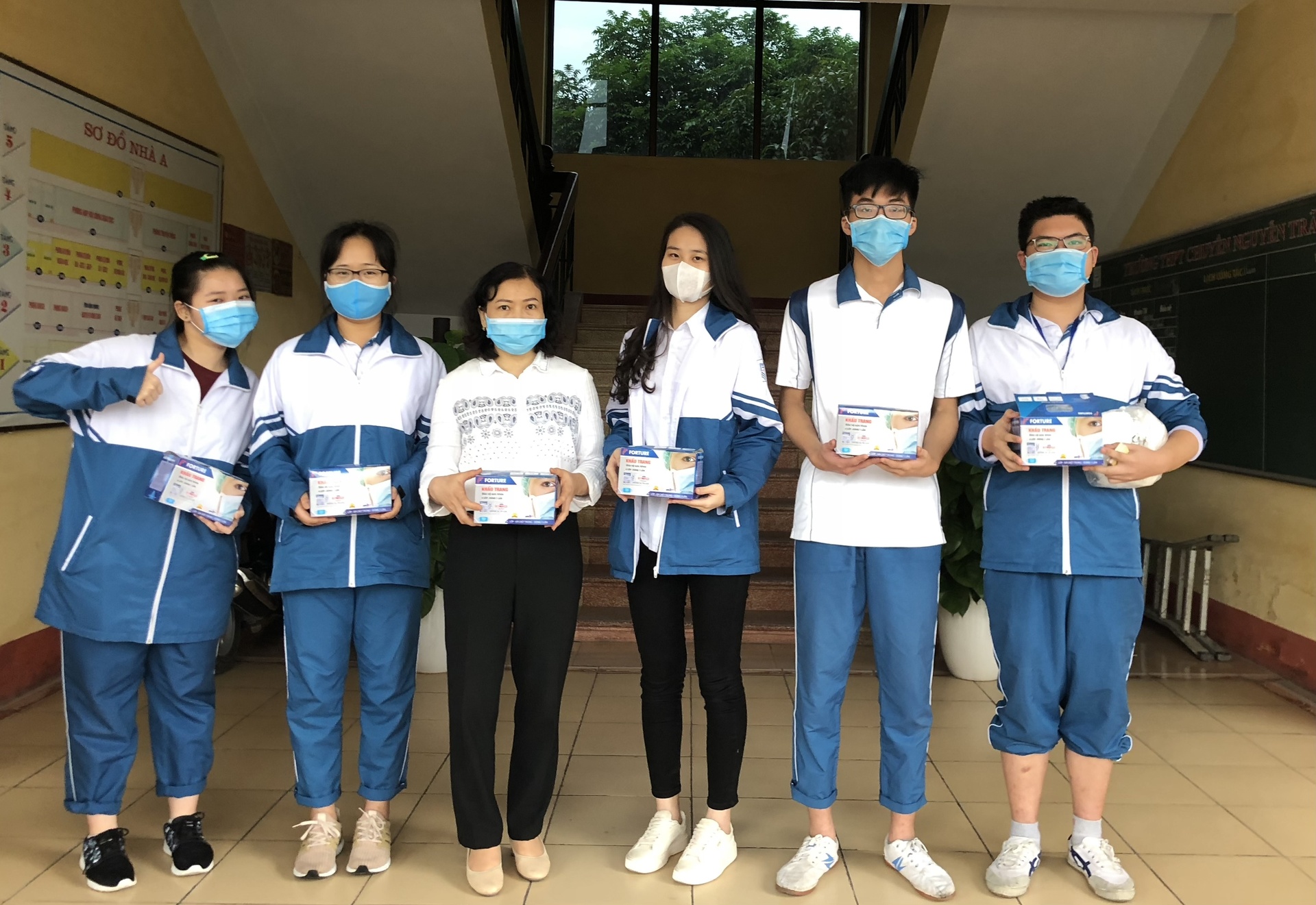 Chuyên Nguyễn Trãi hoàn thành mọi công tác đón học sinh đi học trở lại